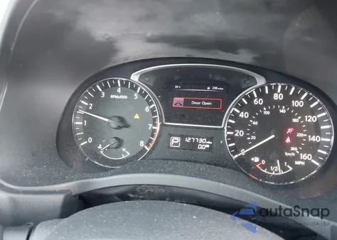 2015 Nissan Pathfinder S z USA, uszkodzony, nr VIN 5N1AR2MN6FC605798